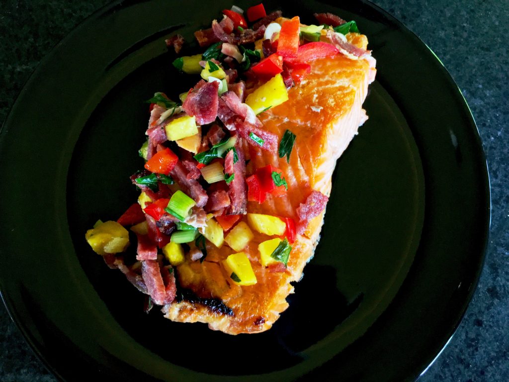 Salmon with pineapple and bacon salsa featured