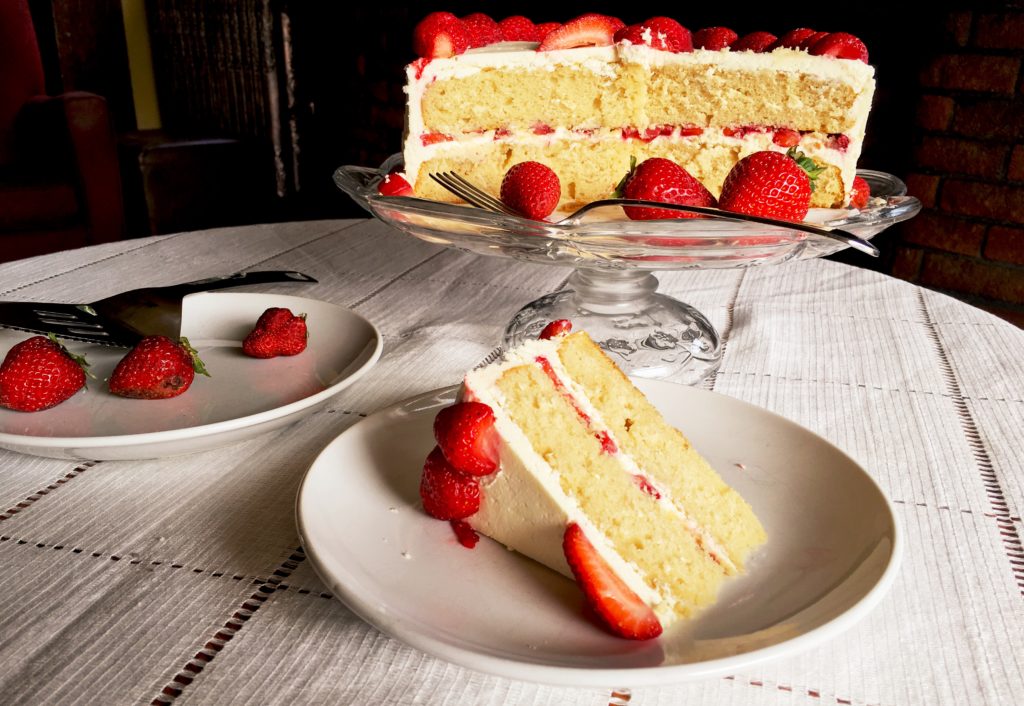 Vanilla-Strawberry Cake featured