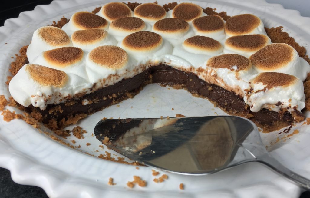 S'mores pie