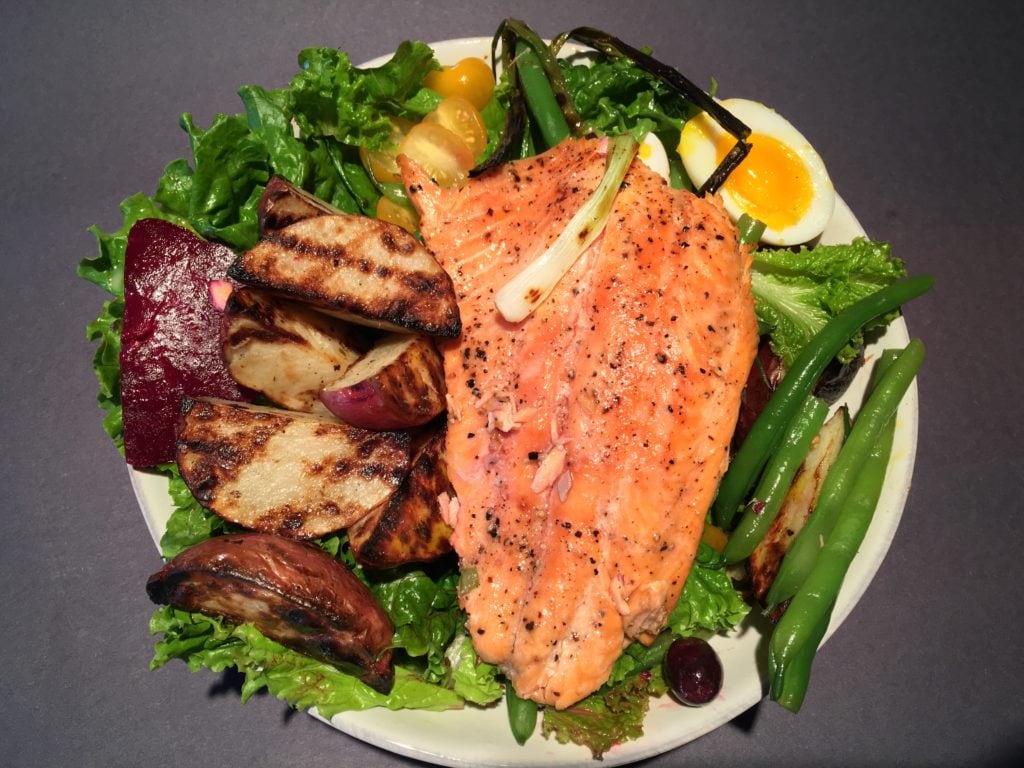 Grilled Salad with Salmon Nicoise