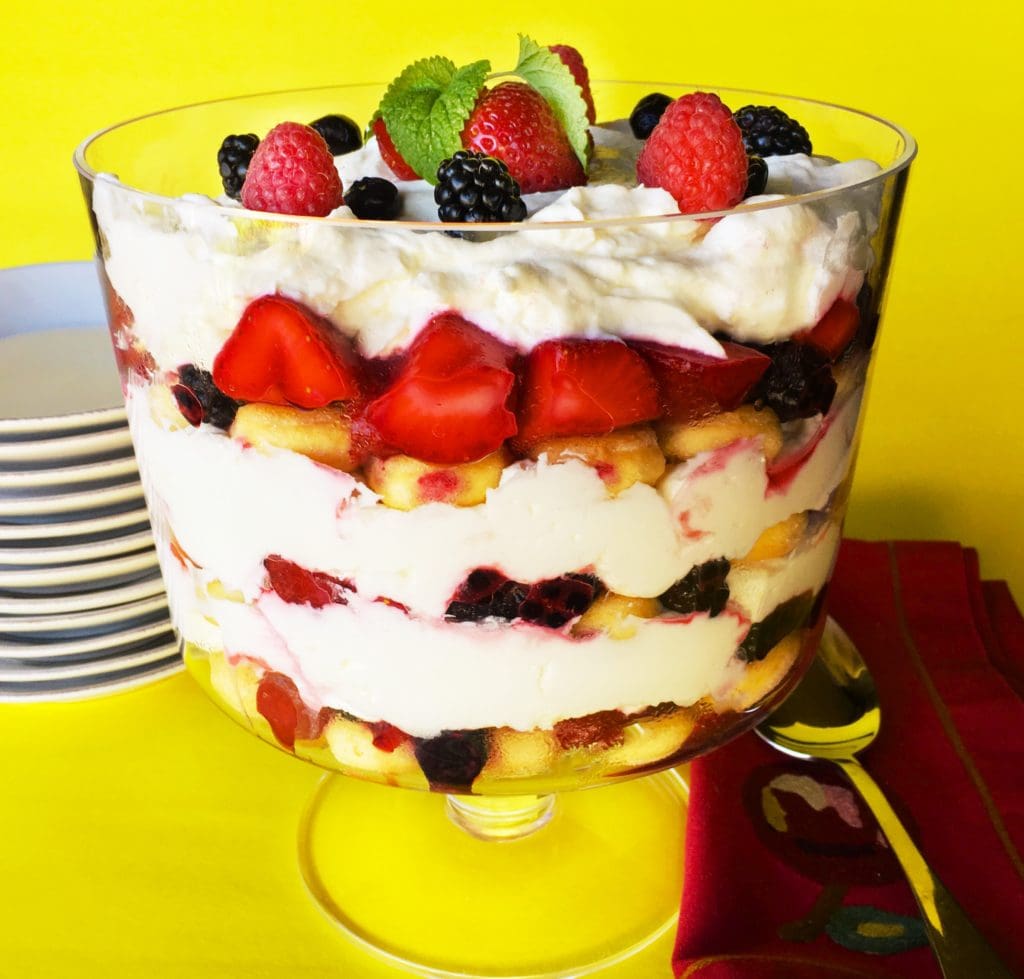 easy-summer-berry-trifle-hummingbird-thyme