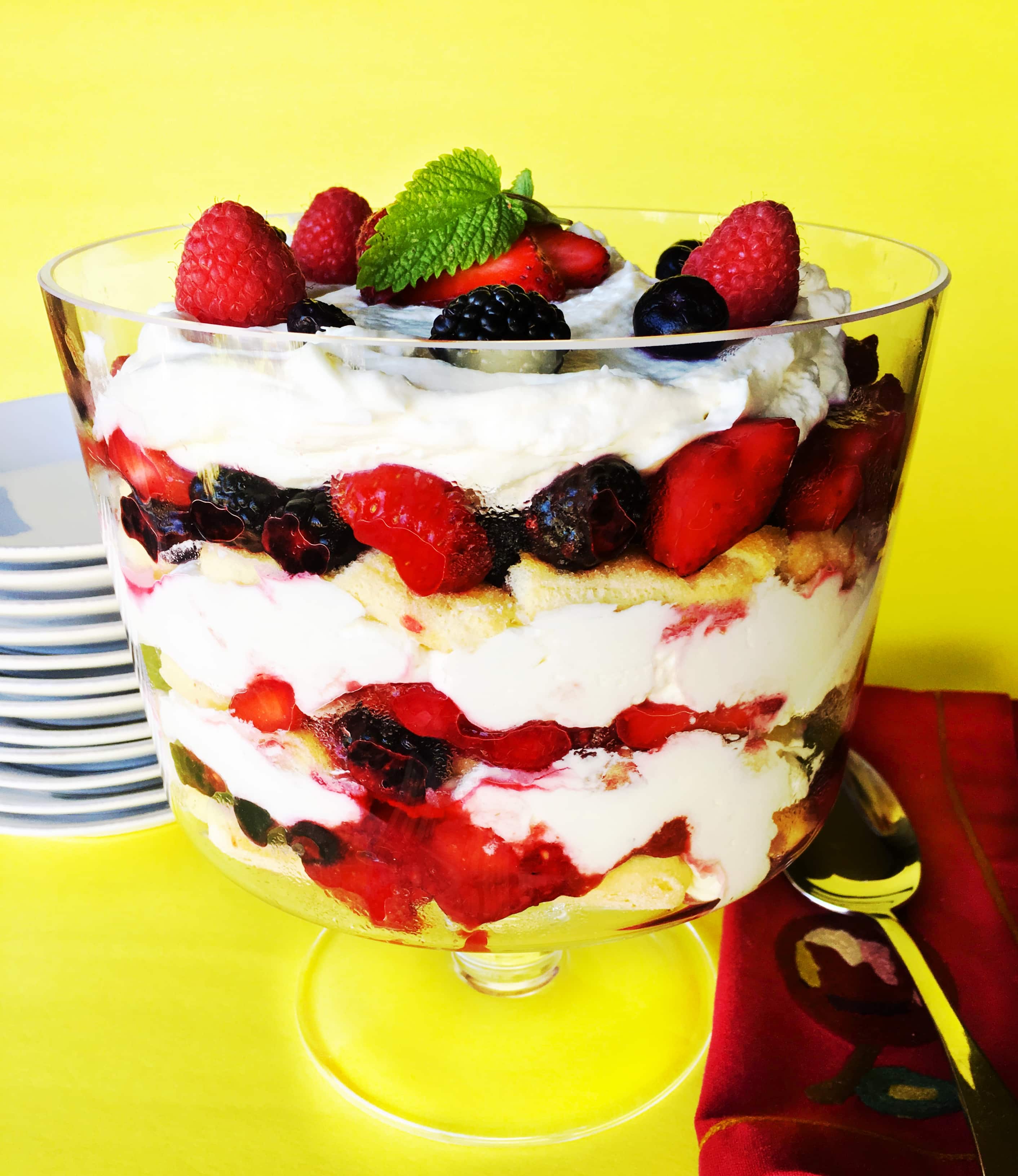 Easy Summer Berry Trifle - Hummingbird Thyme