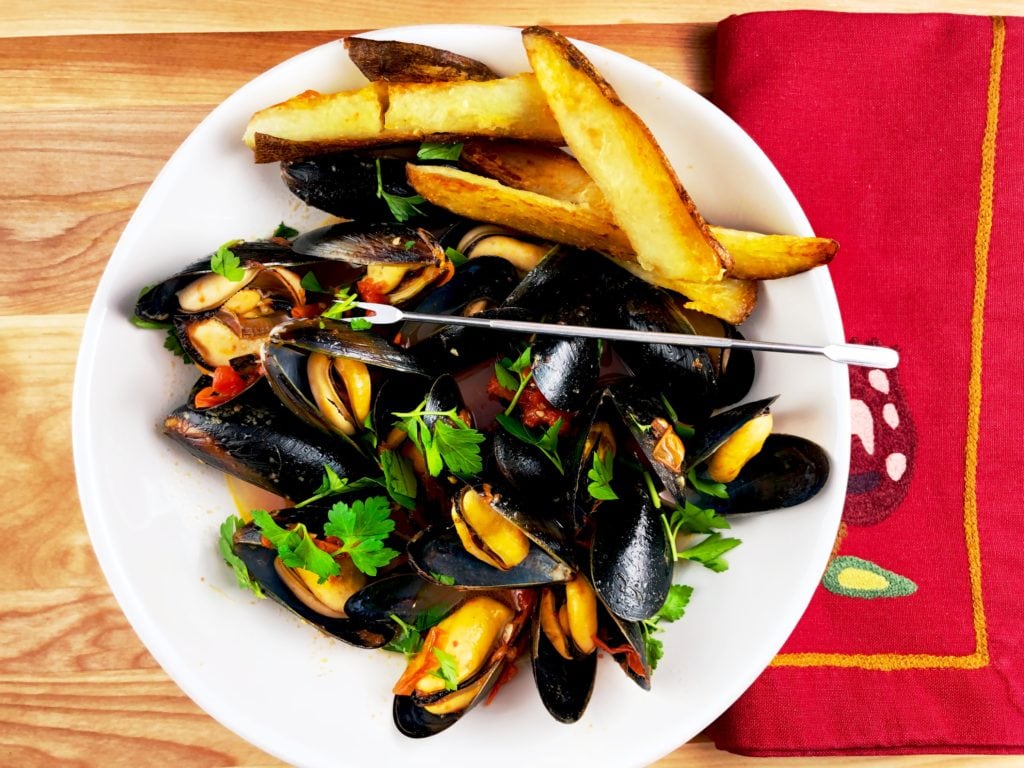 Steamed Mussels with Crispy Oven Fries