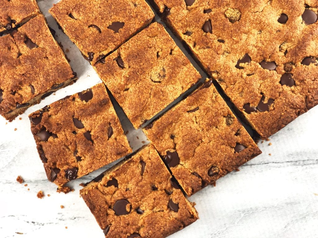 Peanut Butter Chocolate Chip Blondies