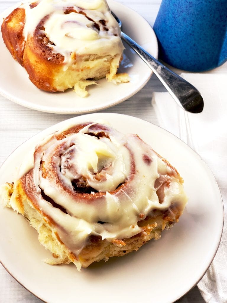 Cinnamon Rolls Cream Cheese Frosting