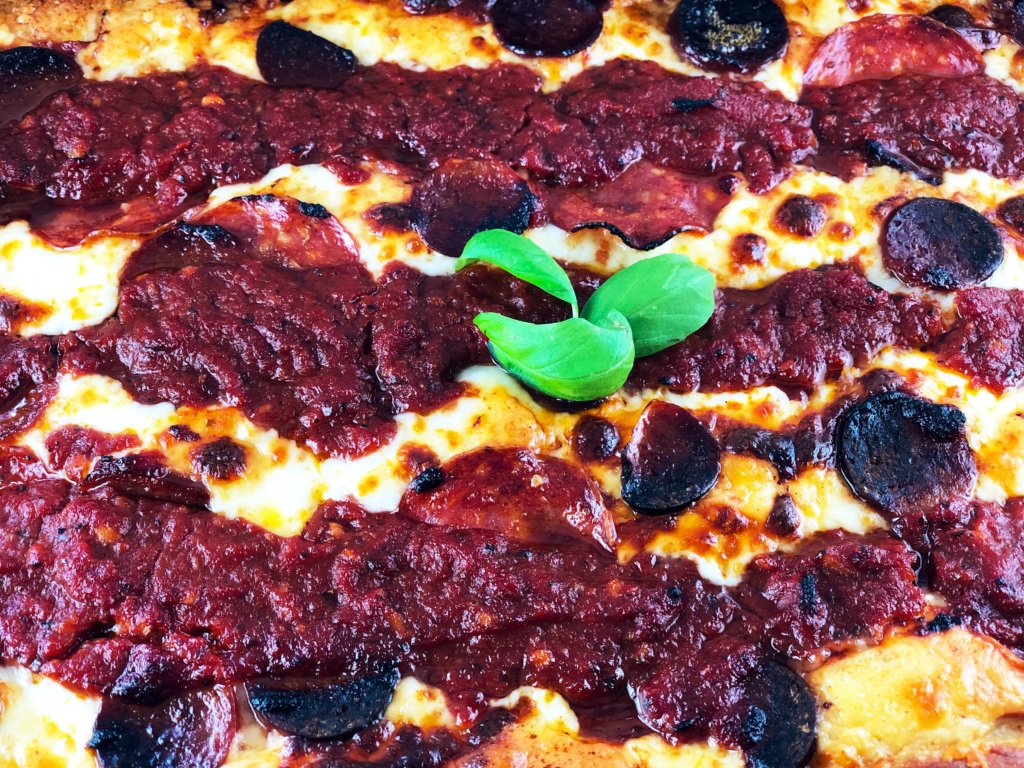 Vegan Detroit Style Pizza – CrowMoonKitchen