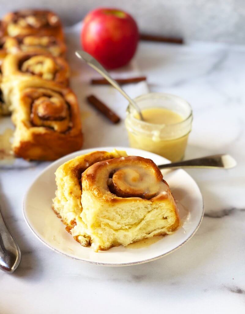 Apple Cinnamon Rolls