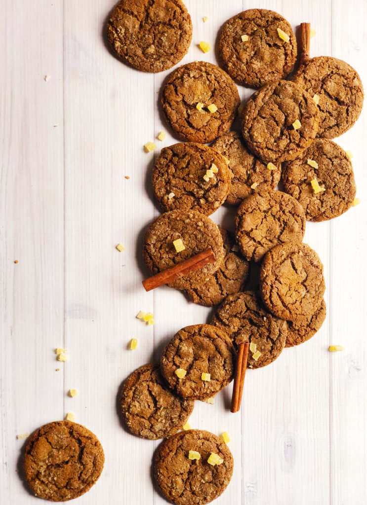 Molasses Ginger Rye Cookies