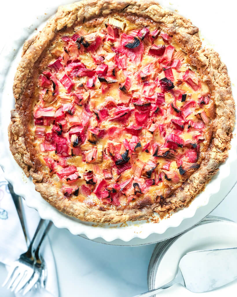 Old Fashioned Rhubarb Custard Pie