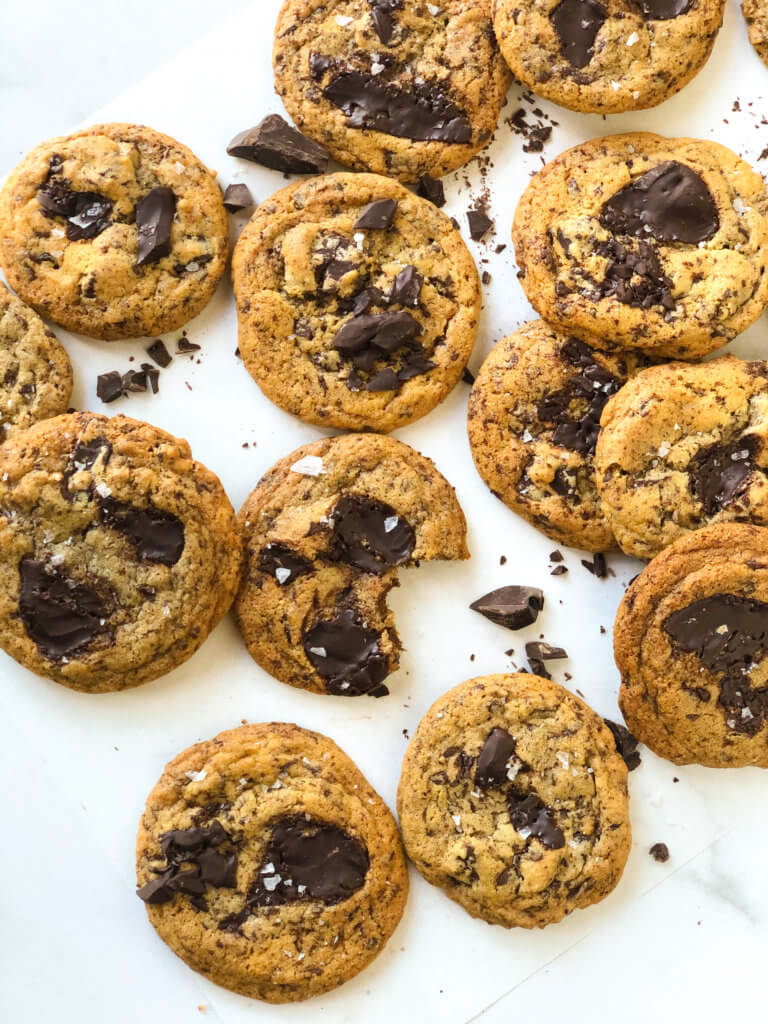 black tahini and dulcey chocolate chip cookies » Hummingbird High