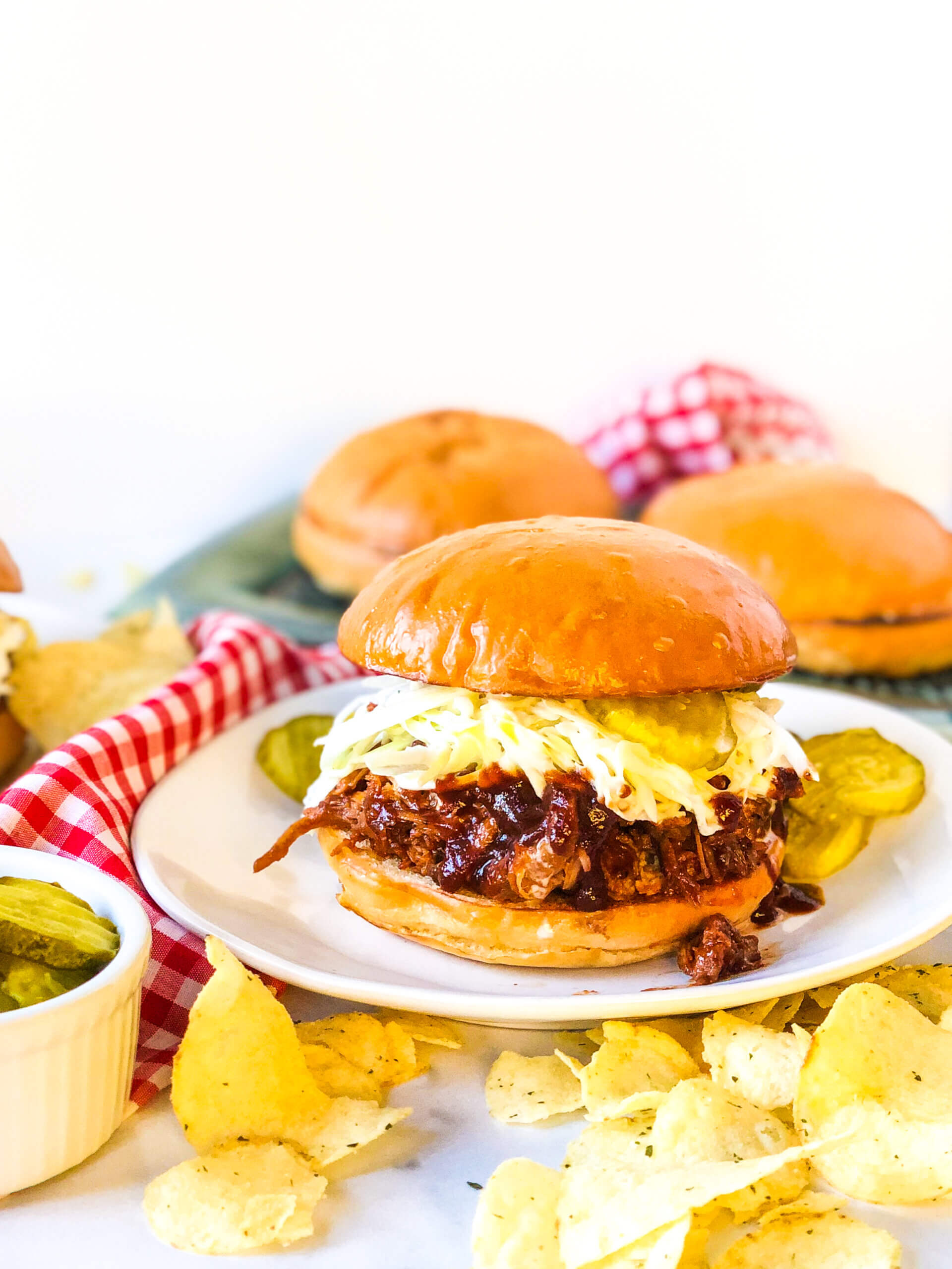 Pulled Pork Barbecue in Crockpot - Hummingbird Thyme